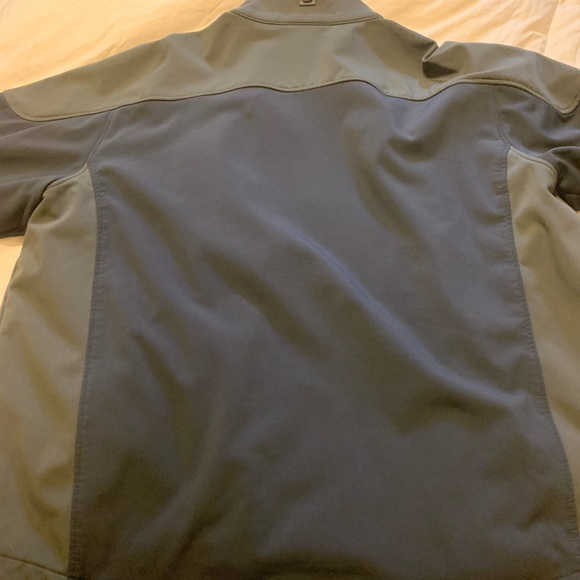 Performance Jacket - Picture 3 of 3